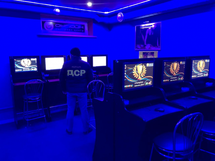 У Мукачеві гральний заклад продовжував діяльність усупереч заборони Уряду