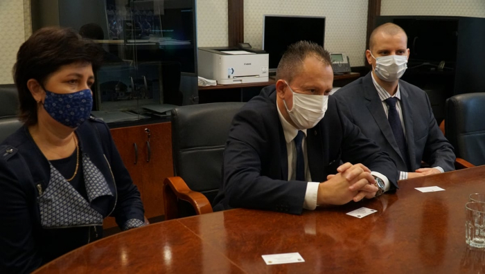 Посилений контроль на кордоні: нині на угорських переходах працюють поліціянти з Польщі, Німеччини та Австрії