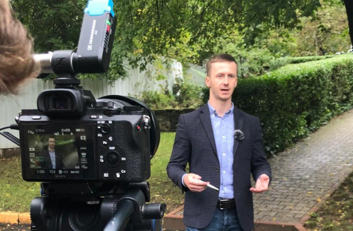 Обіцяну роками електронну чергу планують втілити на Закарпатській митниці. Що це принесе перевізникам