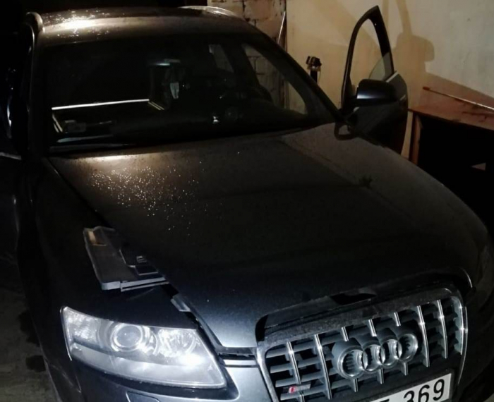 Косметика та Ауді – "митний" улов на вихідних в Закарпатті (ФОТО)