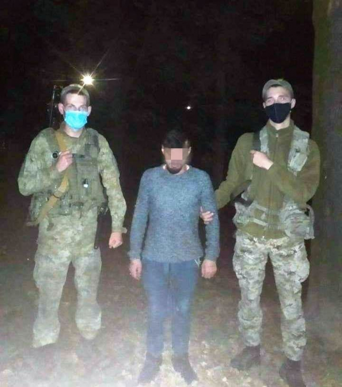 Нелегал із Сирії "попався" прикордоникам на околиці Ужгорода