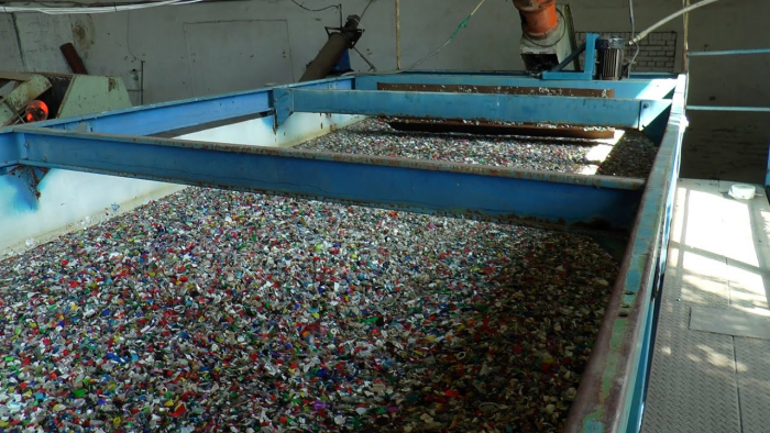 Екологічний крок: в Ужгороді почали переробляти пластик