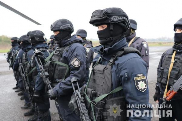 На Закарпатті вибори контролюють спецпризначенці поліції