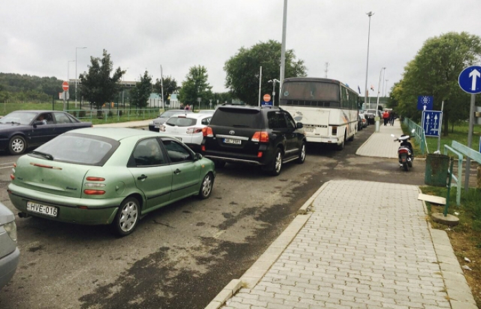На КПП "Лужанка" досі черга з 190 автомобілів