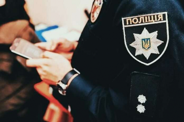 На Закарпатті поліцейські отримали 44 повідомлення про імовірні порушення на виборах