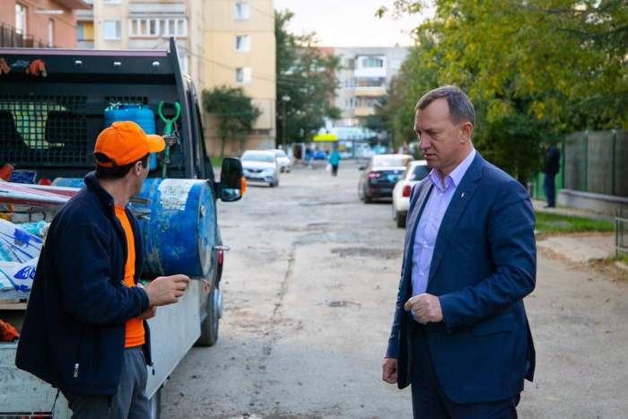 Триває капремонт вулиці Полонинської в Ужгороді