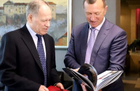 Ужгородський міський голова Богдан Андріїв зустрівся з легендарним Йожефом Сабо. Про що розмовляли? 