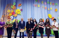“За ініціативу, творчість і педагогічний пошук”: 10 кращих вчителів Мукачева отримали премію 