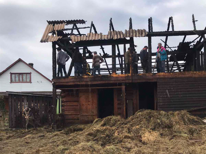 За вихідні на Рахівщині сталося дві пожежі, в одній отримав опіки 83-річний чоловік