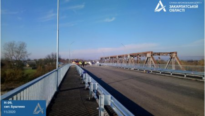 Буштинський міст на Тячівщині: фінальні роботи тривають