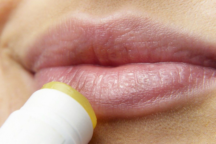 Як розгладити шкіру губ і зробити їх більш привабливими в будь-якому віці

