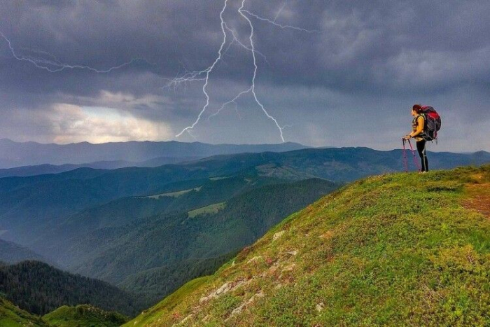 На Закарпатті з початку року у горах врятували вже 256 заблукалих туристів