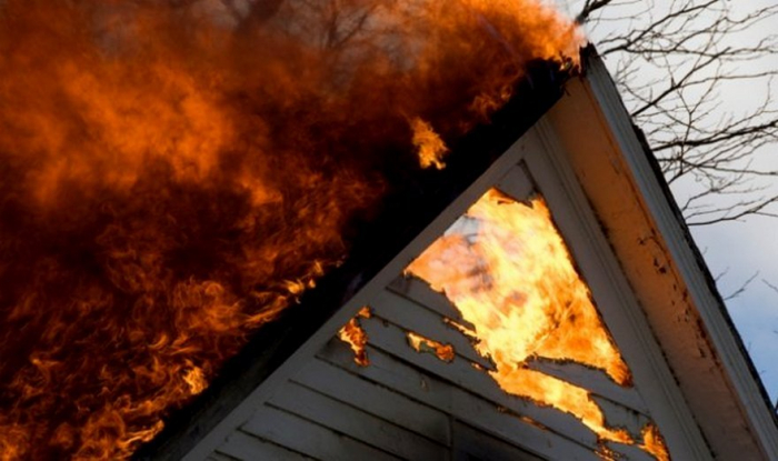 На Ужгородщині через пожежу в будинку загинув чоловік