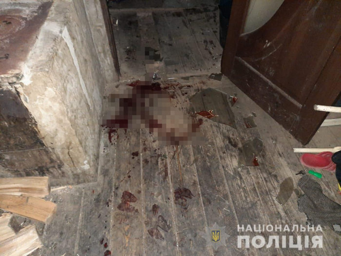 На Рахівщині бійка родичів призвела до смерті від сокири