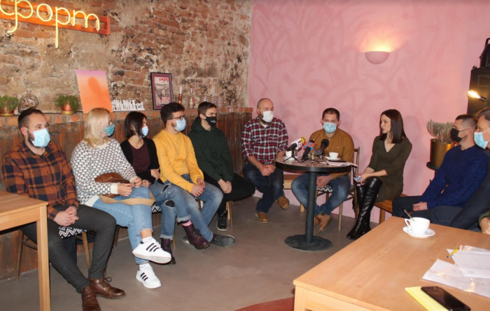 Найстаріший дуб України, чорноголовська лагуна, дерев’яні церкви та багато іншого – у новому проєкті ГО “Щасливі діти”
