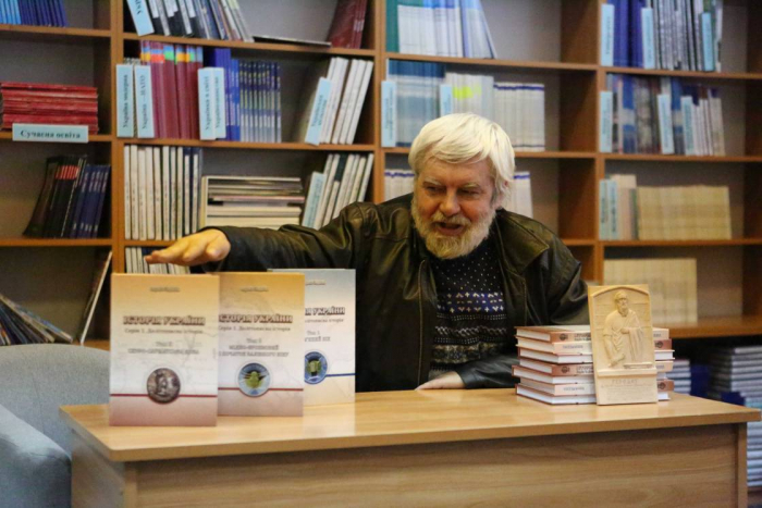 Сергій Федака презентував третій том «Історії України»
