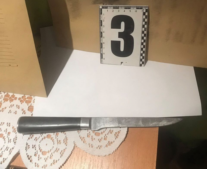 Смертельна сварка: у Мукачеві поліція затримала жінку, яка вбила свого чоловіка