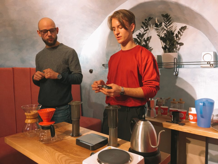 Кавовий лекторій: в Ужгороді проводять освітні події про каву