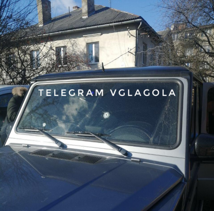 З'явилися фото постраждалих в перестрілці, а також обстріляних авто