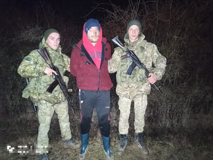 Албанця зловили на Закарпатті при спробі нелегального перетину кордону