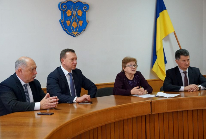 В Ужгороді говорили, як проводити дезінфекцію салонів автобусів, у зв’язку з поширенням коронавірусу