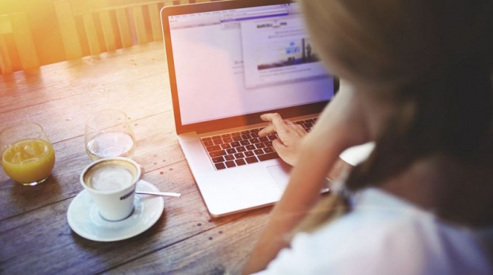 Кому роботу? Кількість вакансій, заявлених роботодавцями на Закарпатті, майже 2000