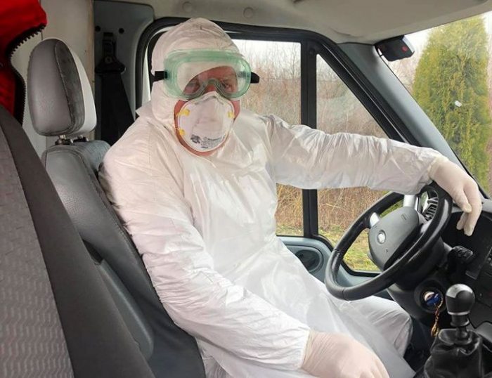 Чотирьох людей перевіряють на ознаки коронавірусу на КПП «Солотвино». Спокійно – це навчання