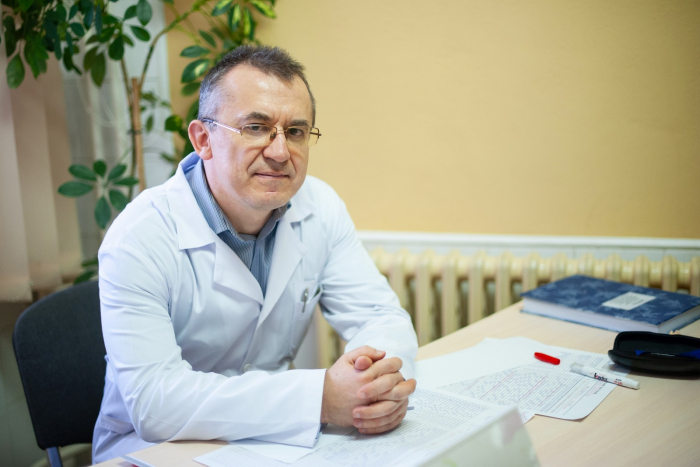 Закарпатський лікар Руслан Федько порадив, як вберегти себе під час пандемії коронавірусу (ВІДЕО)