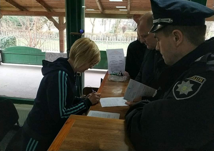 Карантин в Ужгороді: у місті перевірили понад 20 закладів