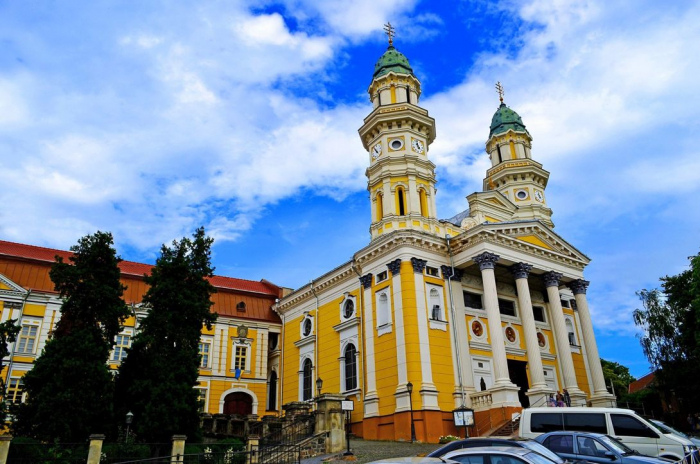 Закарпатські релігійні громади одні з перших в Україні заявили, що переносять богослужіння у відеорежим, - ОДА