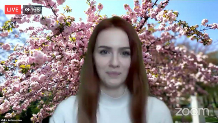 Закарпатські екскурсоводи показали сакури 13 міст за 40 хвилин