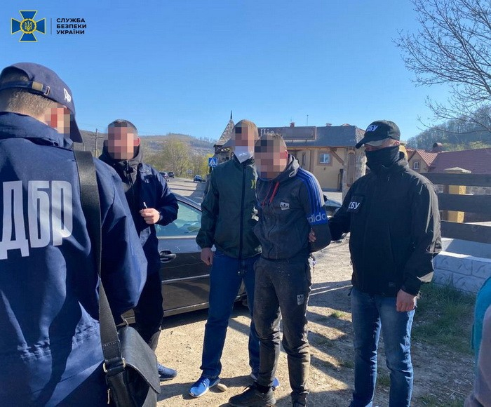 На Закарпатті СБУ не дала вивезти з України 11 тисяч захисних масок