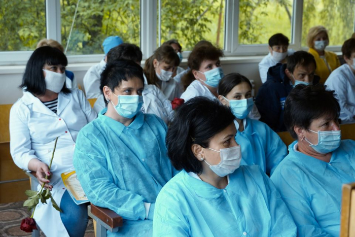 За березень усі ужгородські медики отримали надбавки до своїх зарплат – із бюджету Ужгорода