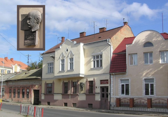 Дім, у якому живе мистецтво: що слід знати про будинок-музей художника Федора Манайла в Ужгороді