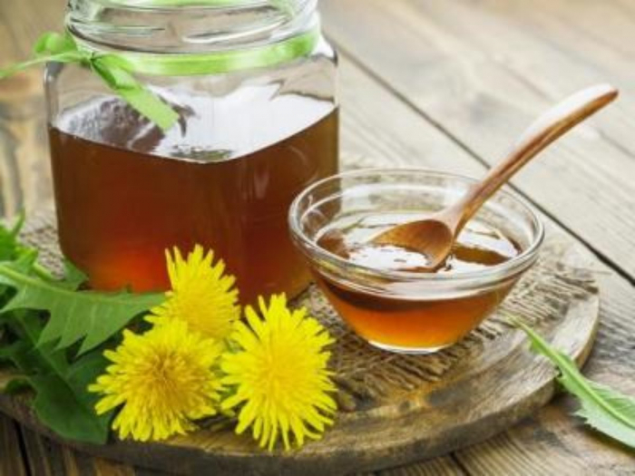 Як закарпатці варять квітковий мед? 