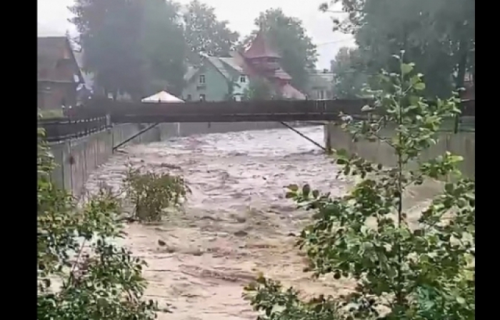 Рівень води значно зріс у річках Закарпаття