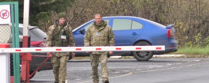 Закарпатець не зміг потрапити до Словаччини через ПЛР-довідку
