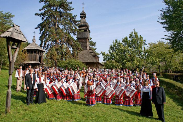 Артисти Закарпатського народного хору готуються до відзначення 75-річчя колективу