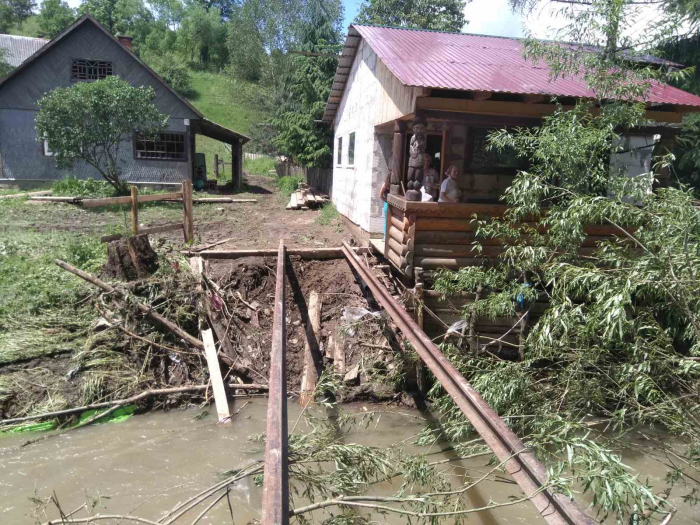 Рахівщина: підтоплено майже пів тисячі дворогосподарств