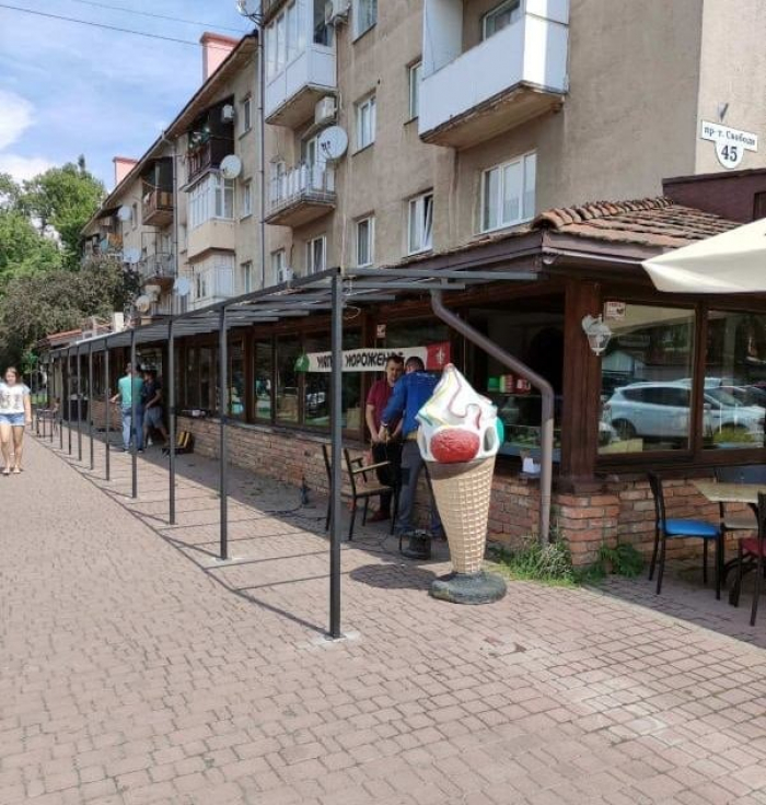 В Ужгороді зафіксовано незаконне розширення тераси