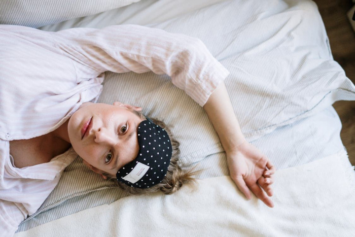 Поради, які допоможуть цілий день бути енергійною після безсоння
