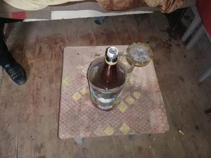 Поліціянти викрили наркозлочинців на Тячівщині – облаштували "наркопритон"