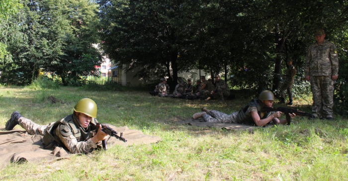 Присязі бути! Як проходить військовий збір у карантинних умовах в УжНУ