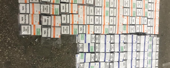 Контрабандні сигарети виявили в колесах легкового автомобіля на КПП "Тиса"
