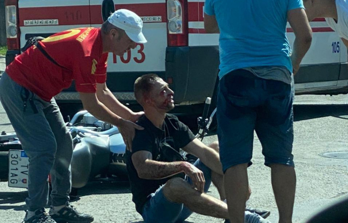 ДТП в Ужгороді: постраждав мотоцикліст (ФОТО)