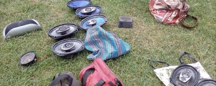 Неповнолітніх, які обкрадали автомобілі, затримали на Закарпатті