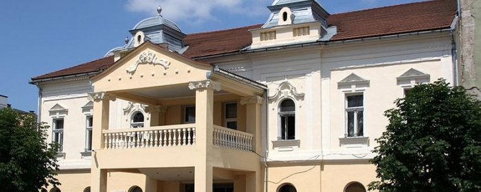 Вистави Мукачівського драмтеатру для дітей та дорослих можна переглянути онлайн
