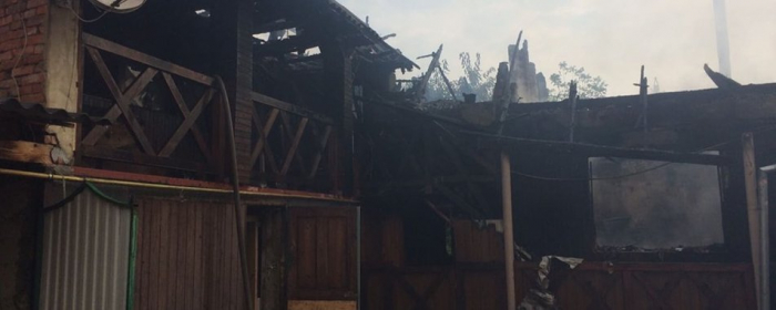 На Закарпатті горів житловий будинок: причини та збитки встановлюють