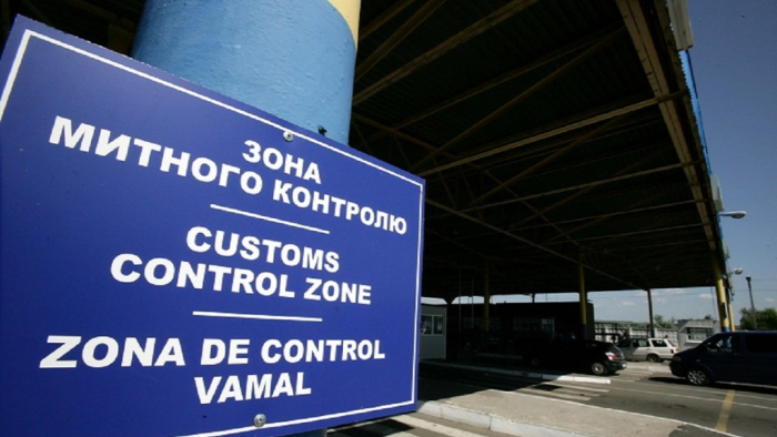 Знову черги: на двох закарпатських пунктах пропуску стоять двісті автівок