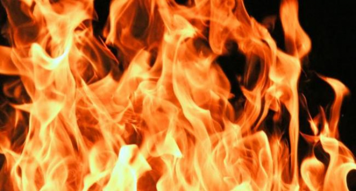 На Закарпатті вогонь охопив житловий будинок